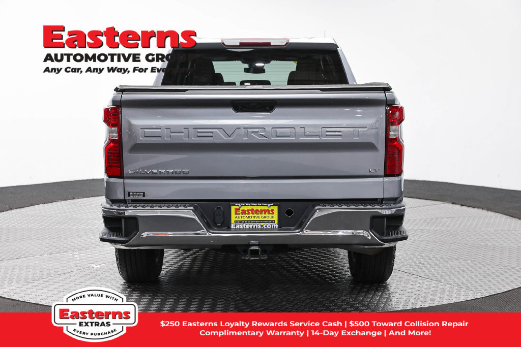 Used 2024 Chevrolet Silverado 1500 LT AWD/4WD image 7