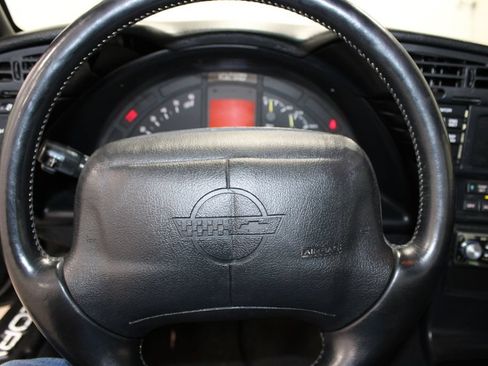 Used 1994 Chevrolet Corvette Coupe RWD image 27
