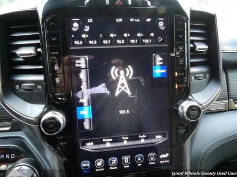 Used 2020 RAM 1500 Limited AWD/4WD image 18