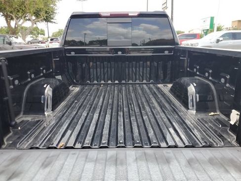 Used 2021 GMC Sierra 1500 SLT RWD image 6