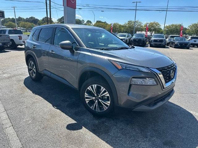 Certified 2023 Nissan Rogue SV FWD image 2