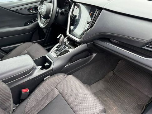 Used 2024 Subaru Outback Premium image 13