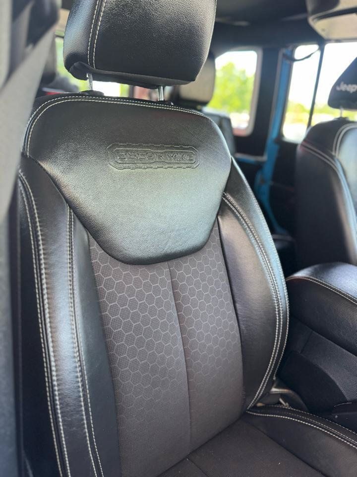 Used 2017 Jeep Wrangler Unlimited Sport AWD/4WD image 29