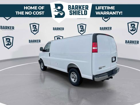 New 2026 GMC Savana 2500 w/ Driver Convenience Package RWD image 7