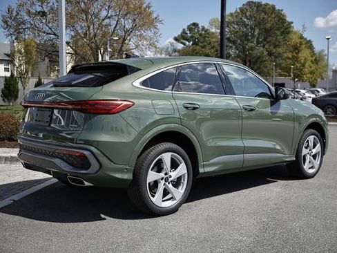New 2026 Audi Q5 Premium Plus image 7