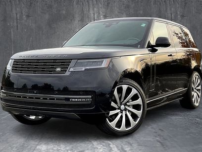 New 2025 Land Rover Range Rover SE