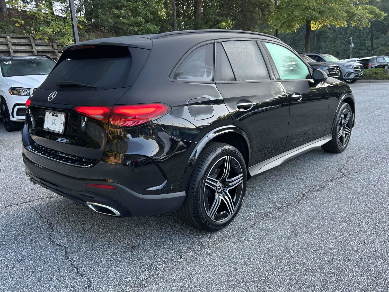 Certified 2025 Mercedes-Benz GLC 300 image 6