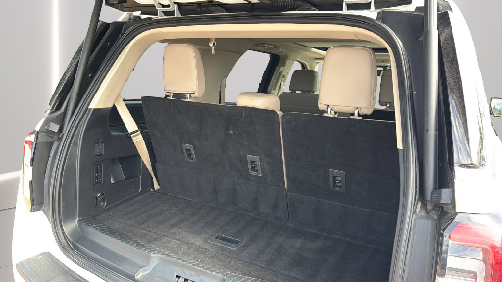 Used 2024 Ford Expedition Limited RWD image 32