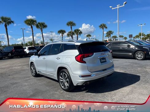 Used 2020 GMC Terrain Denali w/ Denali Premium Package image 5