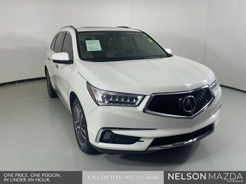 Used 2017 Acura MDX SH-AWD w/ Advance Package image 3