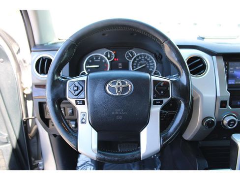 Used 2017 Toyota Tundra Limited image 17