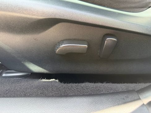 Used 2022 Subaru Impreza 2.0i Premium image 12