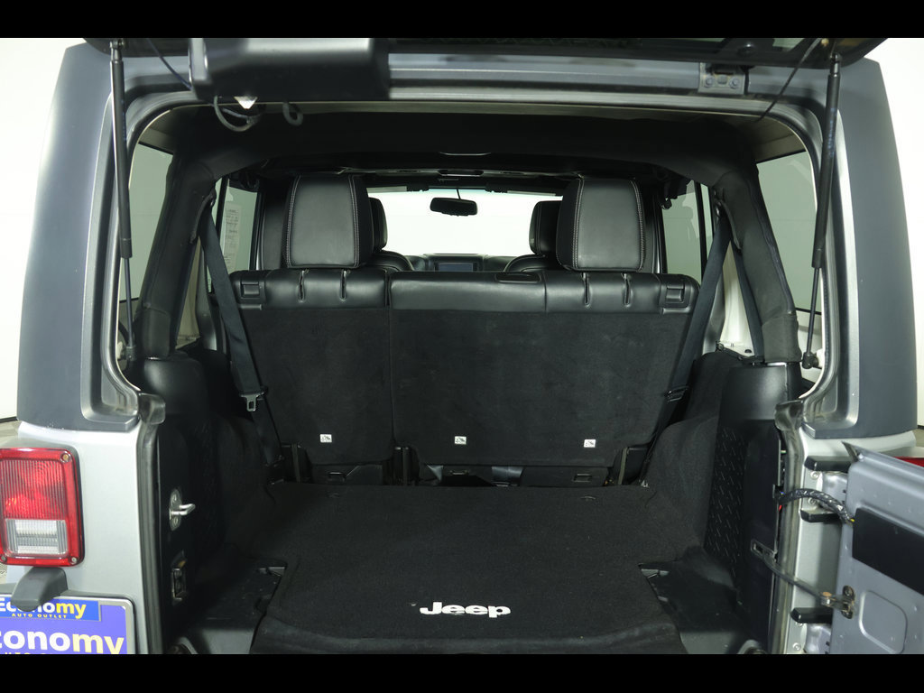 Used 2014 Jeep Wrangler Unlimited Sport AWD/4WD image 12