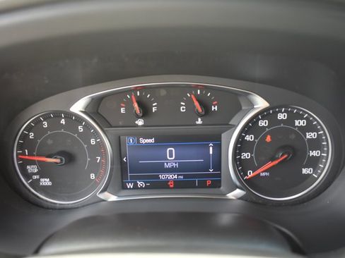 Used 2023 GMC Acadia SLE FWD image 23