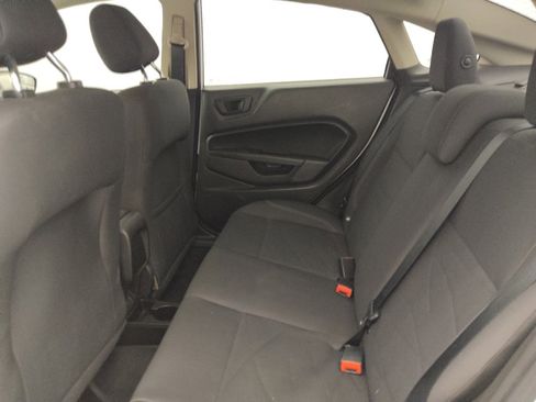 Used 2019 Ford Fiesta SE image 18