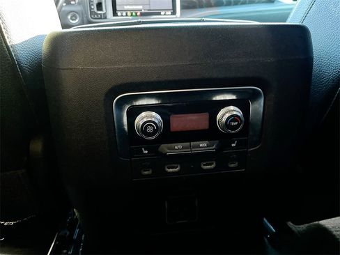 Used 2021 GMC Yukon XL Denali w/ Denali Ultimate Package image 28