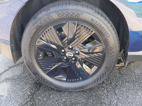 Used 2025 Nissan Murano SV AWD/4WD image 39