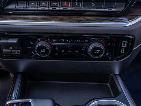 Used 2022 Chevrolet Silverado 1500 LT Trail Boss w/ Convenience Package II image 26