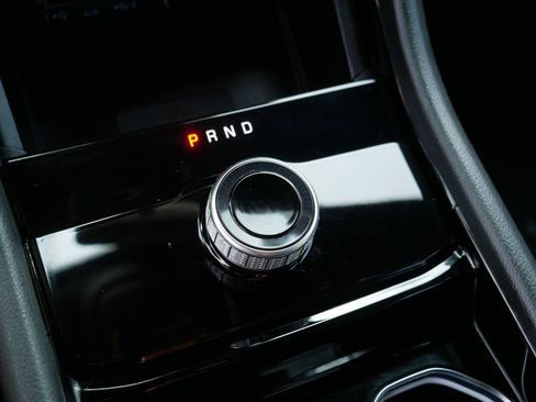 Used 2023 Jeep Grand Cherokee Altitude AWD/4WD image 24