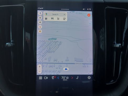 Used 2022 Volvo XC60 B5 Inscription w/ Climate Package image 27