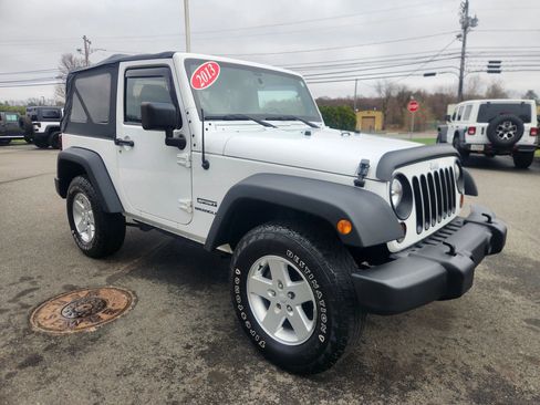 Used 2013 Jeep Wrangler Sport image 21