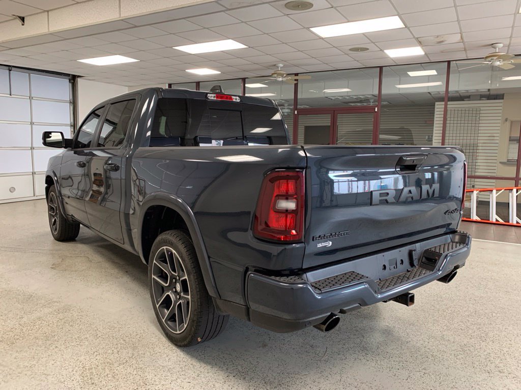 Used 2025 RAM 1500 Laramie w/ Night Edition AWD/4WD image 5