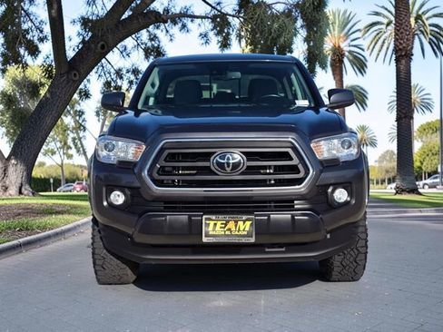 Used 2022 Toyota Tacoma SR5 RWD image 3