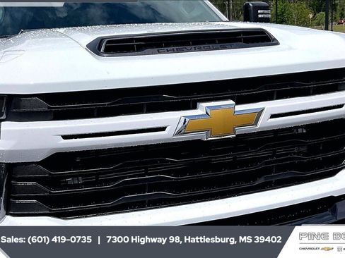 New 2026 Chevrolet Silverado 2500 Custom w/ Custom Value Package AWD/4WD image 22