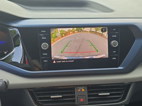 Certified 2023 Volkswagen Taos SE AWD/4WD image 23