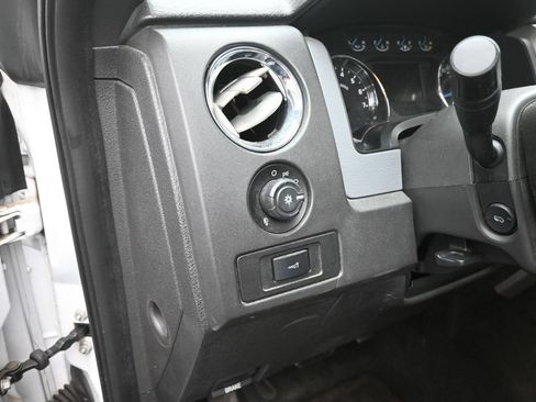 Used 2014 Ford F150 XLT w/ Equipment Group 302A Luxury RWD image 13