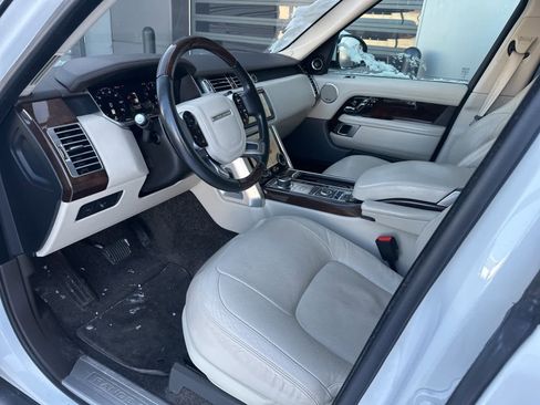 Used 2019 Land Rover Range Rover HSE image 20