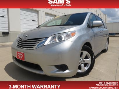 Used 2016 Toyota Sienna LE