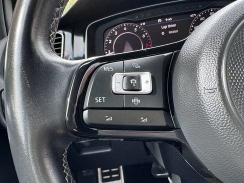 Used 2019 Volkswagen Golf R 4-Door AWD/4WD image 27