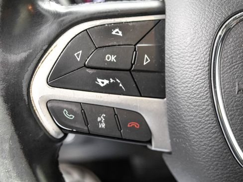 Used 2015 Dodge Charger SXT image 19