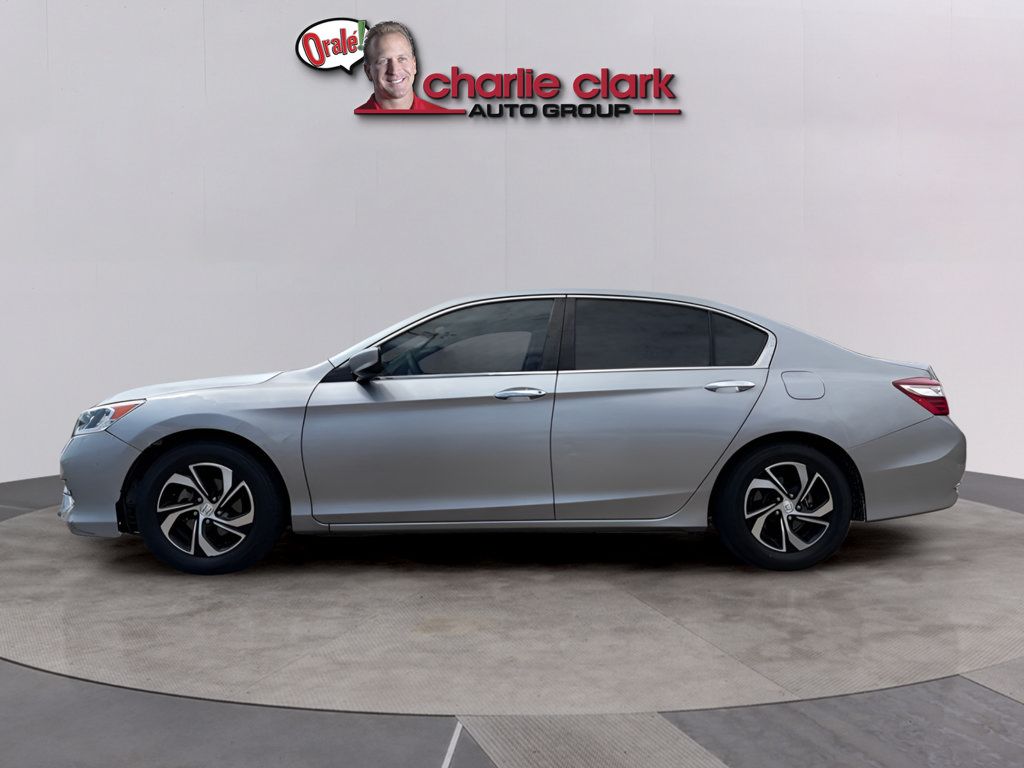 Used 2017 Honda Accord LX image 2