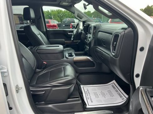Used 2020 Chevrolet Silverado 1500 LT Trail Boss AWD/4WD image 11