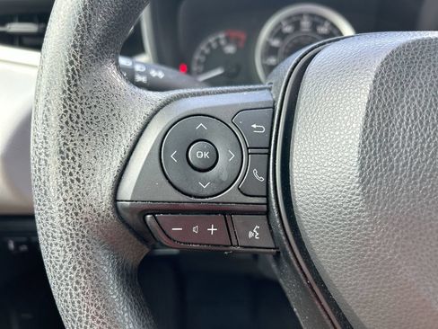 Certified 2022 Toyota Corolla LE FWD image 15