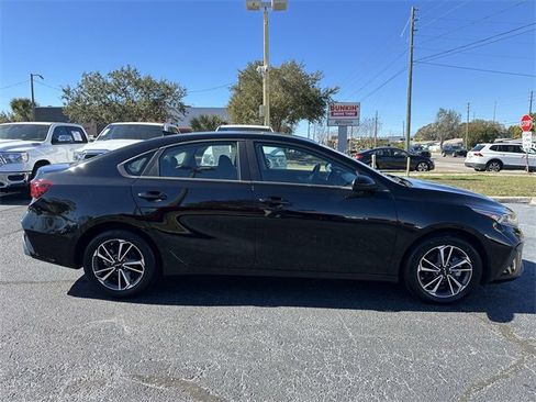 Used 2024 Kia Forte LXS image 7