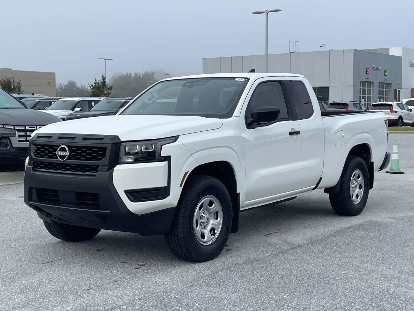 Used 2026 Nissan Frontier S w/ S Utility Package AWD/4WD image 24
