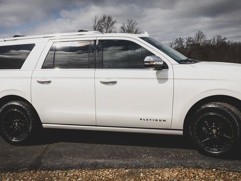 Used 2020 Ford Expedition Max Platinum AWD/4WD image 35