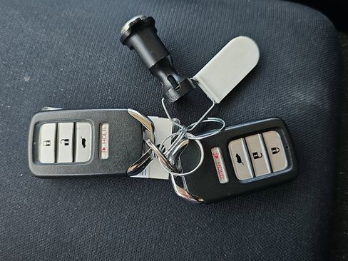 Used 2015 Honda CR-V EX image 10