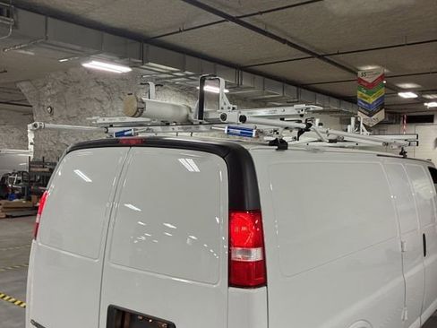 Used 2025 Chevrolet Express 2500 Extended w/ Communications Package image 35