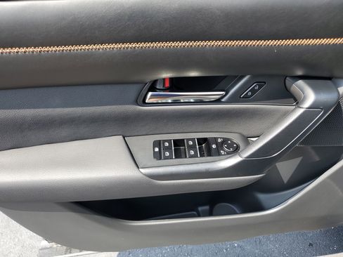 Used 2025 MAZDA CX-50 AWD 2.5 S w/ Premium Plus Pkg image 16