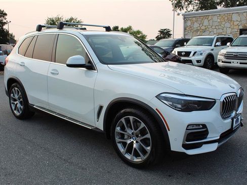 Used 2021 BMW X5 xDrive40i w/ Premium Package AWD/4WD image 9