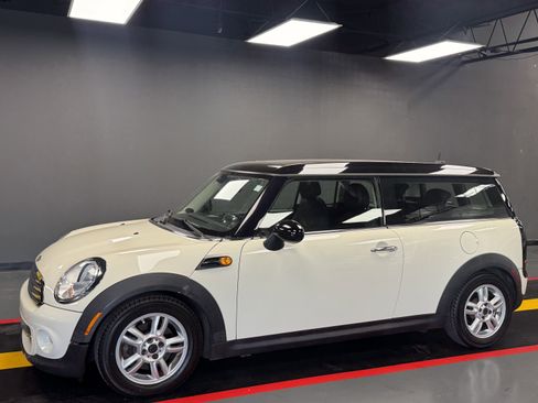 Used 2013 MINI Cooper Clubman image 2