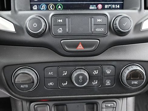 Used 2021 GMC Terrain SLT w/ Infotainment Package II FWD image 11