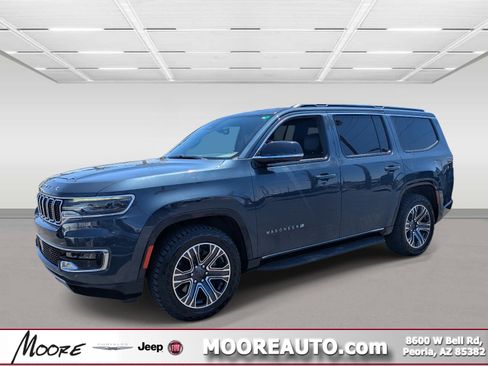 Used 2023 Jeep Wagoneer Series II w/ Flexible Seating Group AWD/4WD image 1