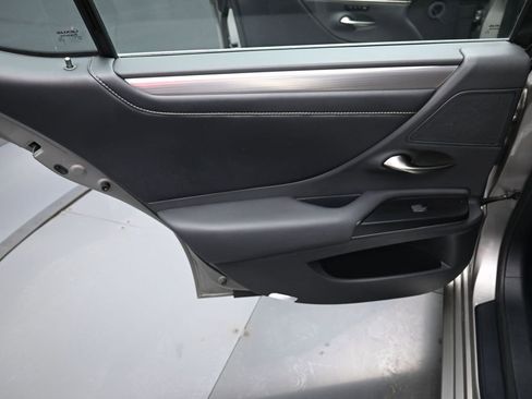 Used 2020 Lexus ES 350 F Sport image 30