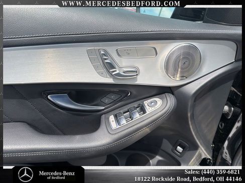 Used 2023 Mercedes-Benz GLC 300 4MATIC Coupe image 10