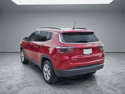 Used 2026 Jeep Compass Latitude AWD/4WD image 5